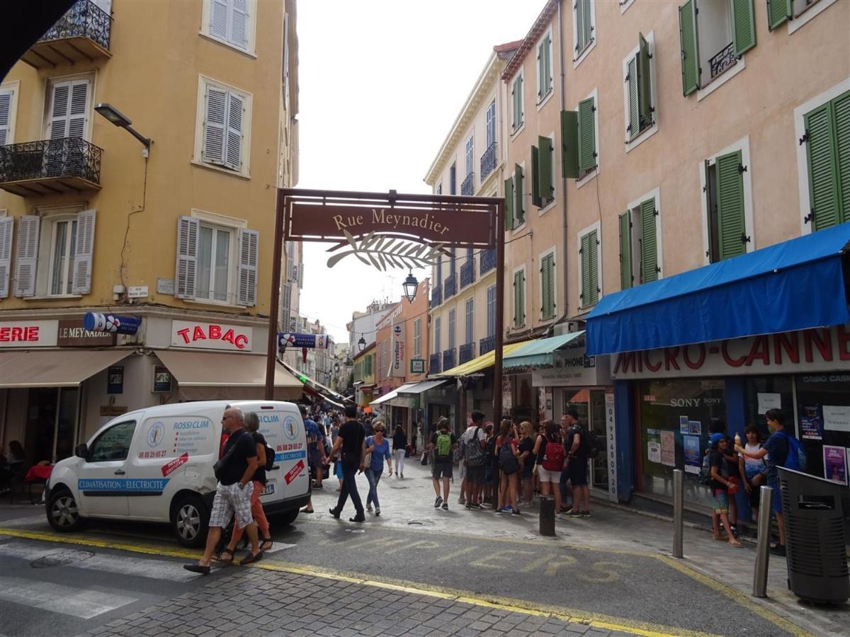 Apartment Rue St Antoine Cannes Bagian luar foto