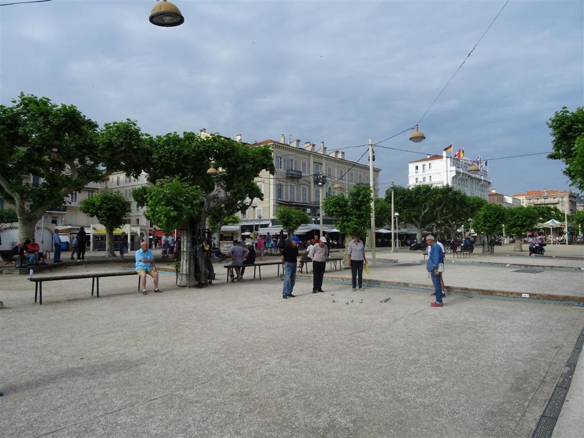 Apartment Rue St Antoine Cannes Bagian luar foto