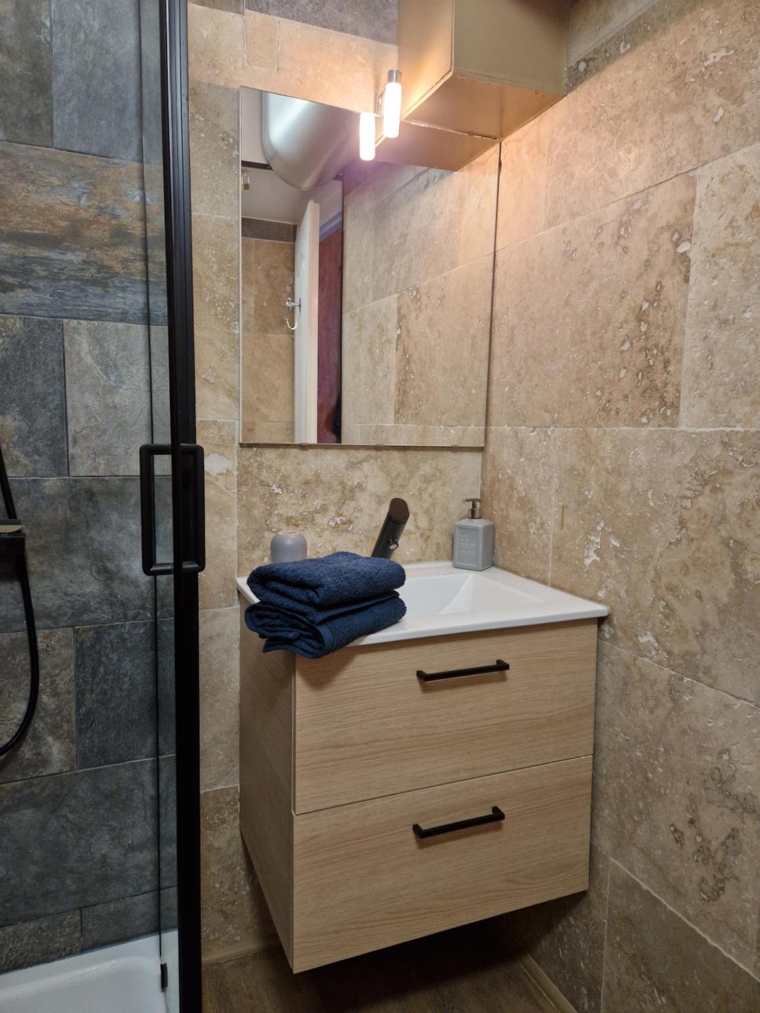 Apartment Rue St Antoine Cannes Bagian luar foto
