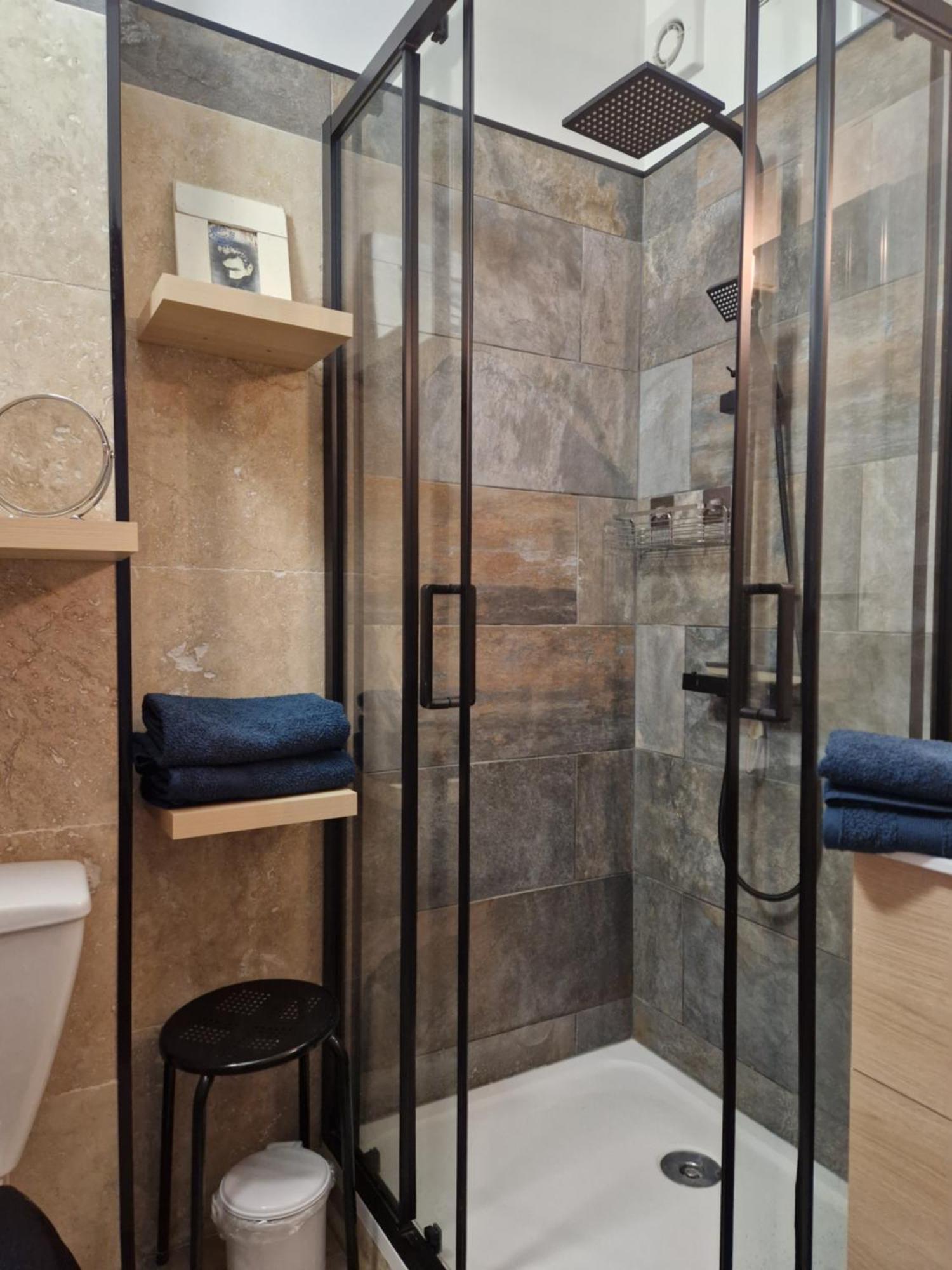 Apartment Rue St Antoine Cannes Bagian luar foto